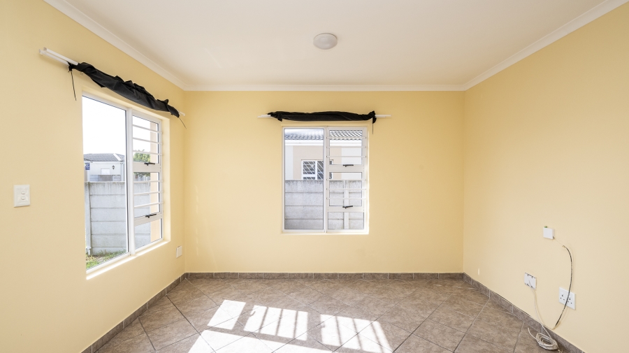 2 Bedroom Property for Sale in Sunset Glen Western Cape